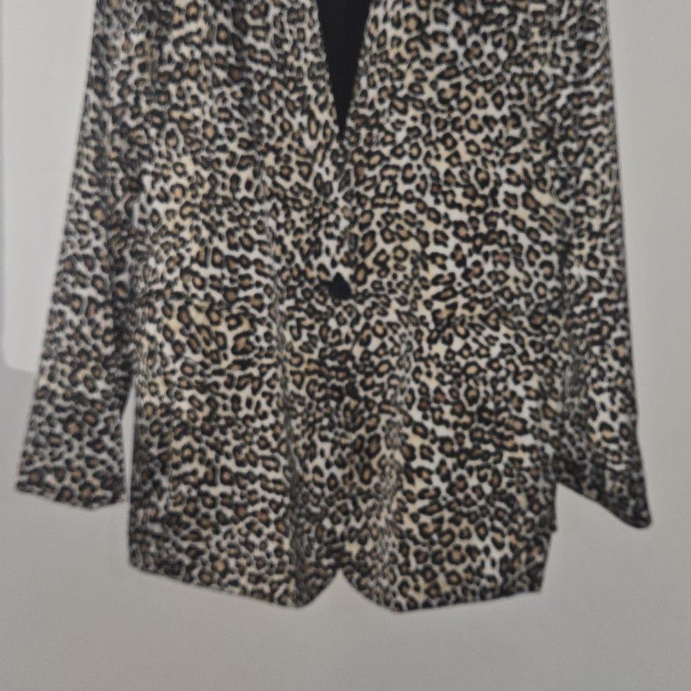 Stylish Leopard Print Blazer for Women